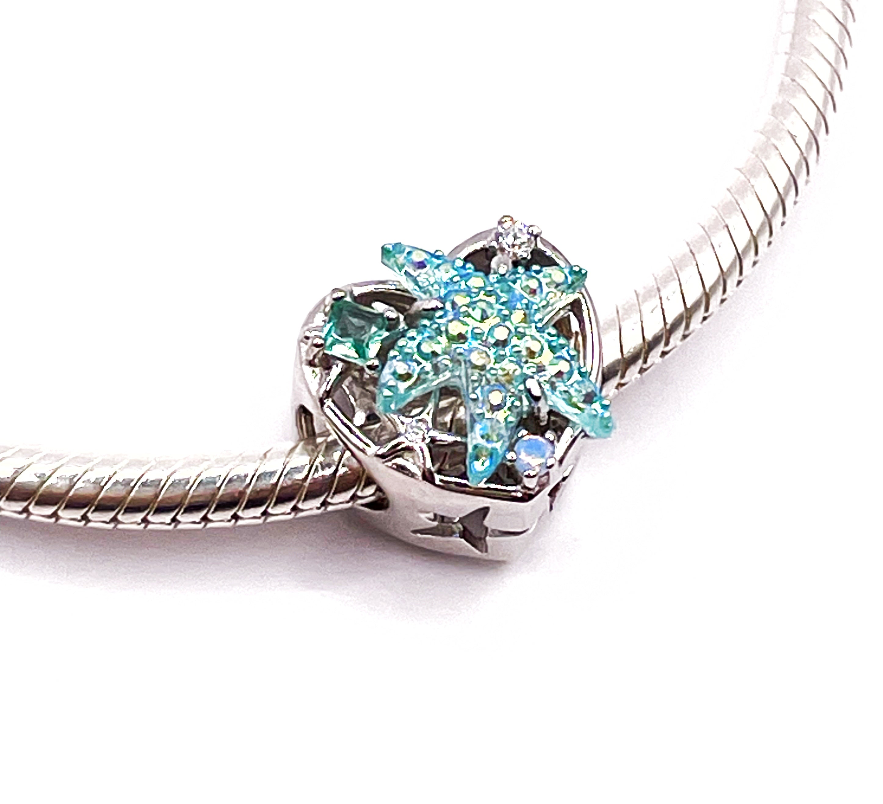 Charm Corazón con estrellas de mar