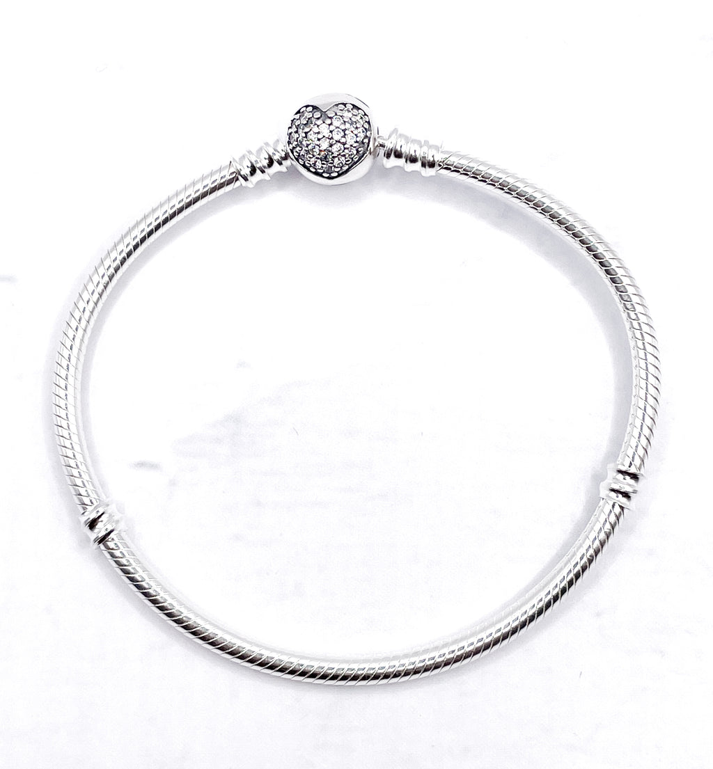 Pulsera flexible broche bolita corazón