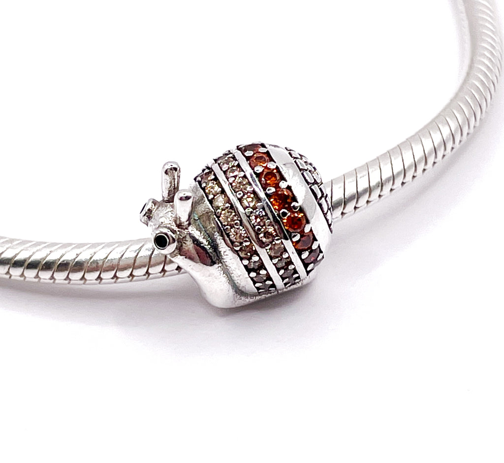 Charm Caracol con circonias