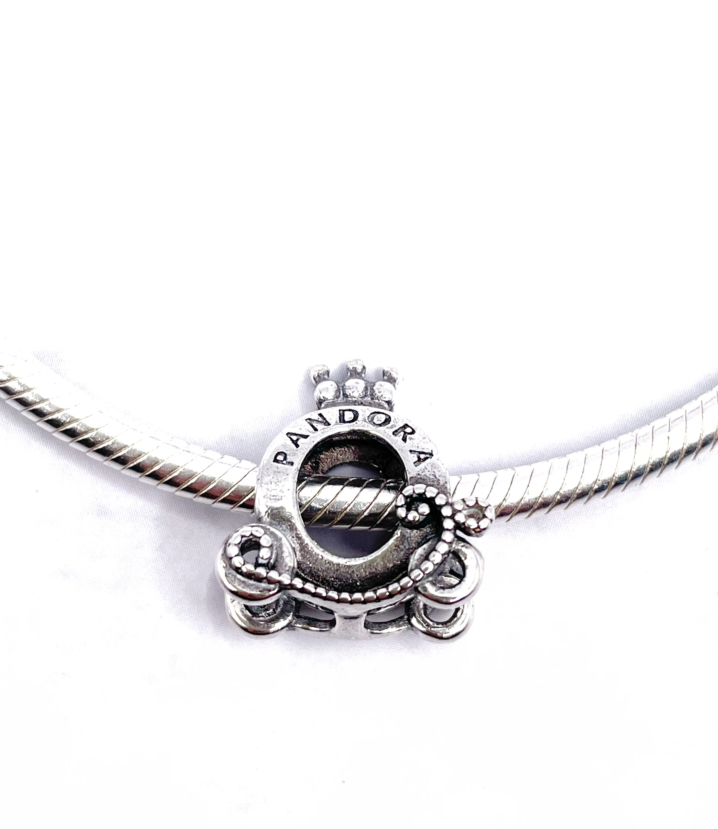 Charm Carroza Pandor@