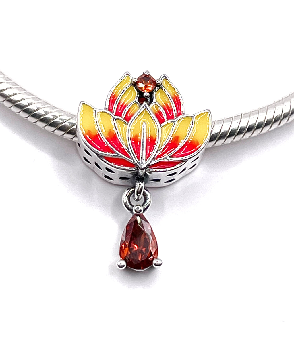 Charm Flor de loto radiante