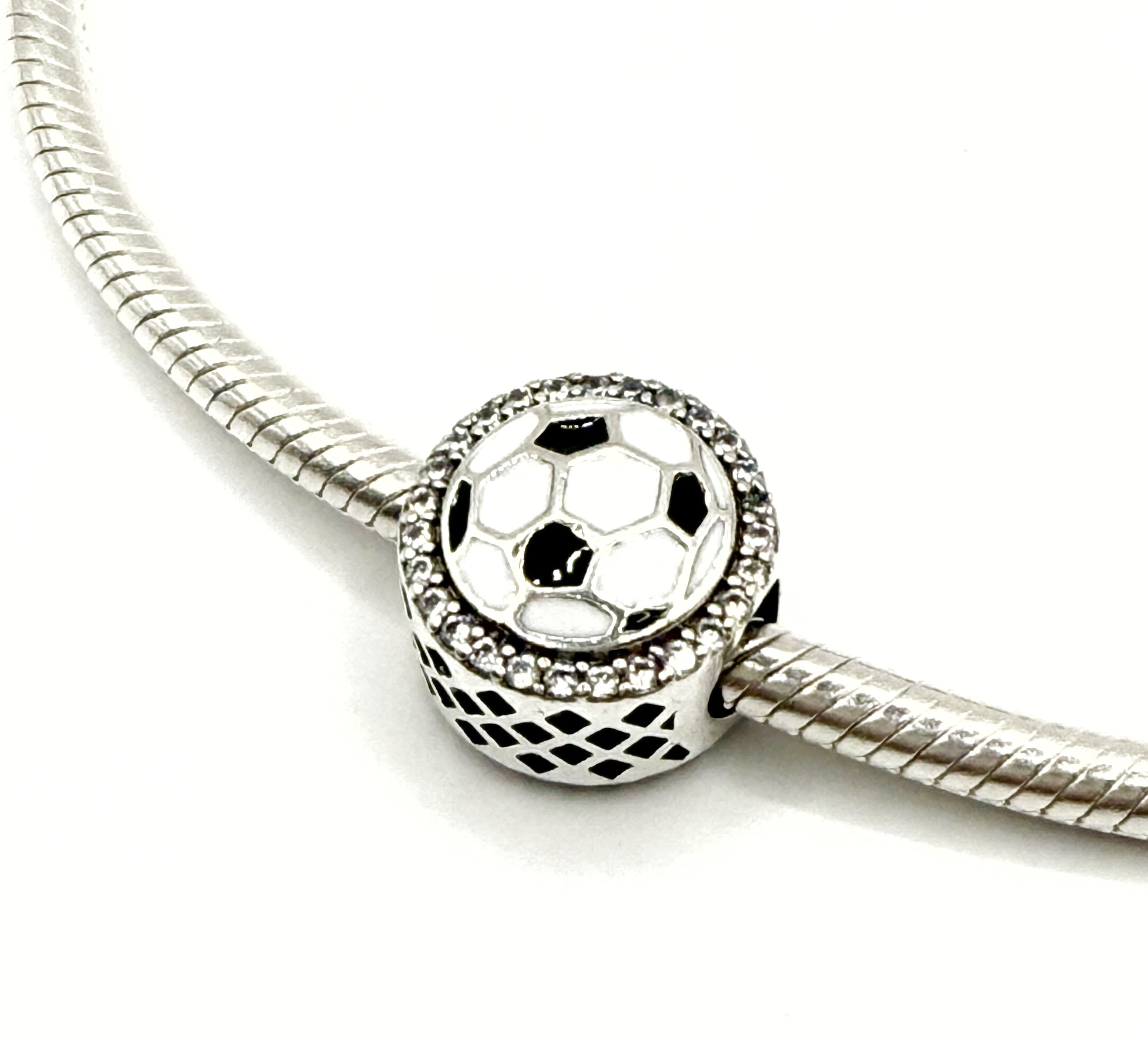 Charm Pelota de fútbol borde de circonias