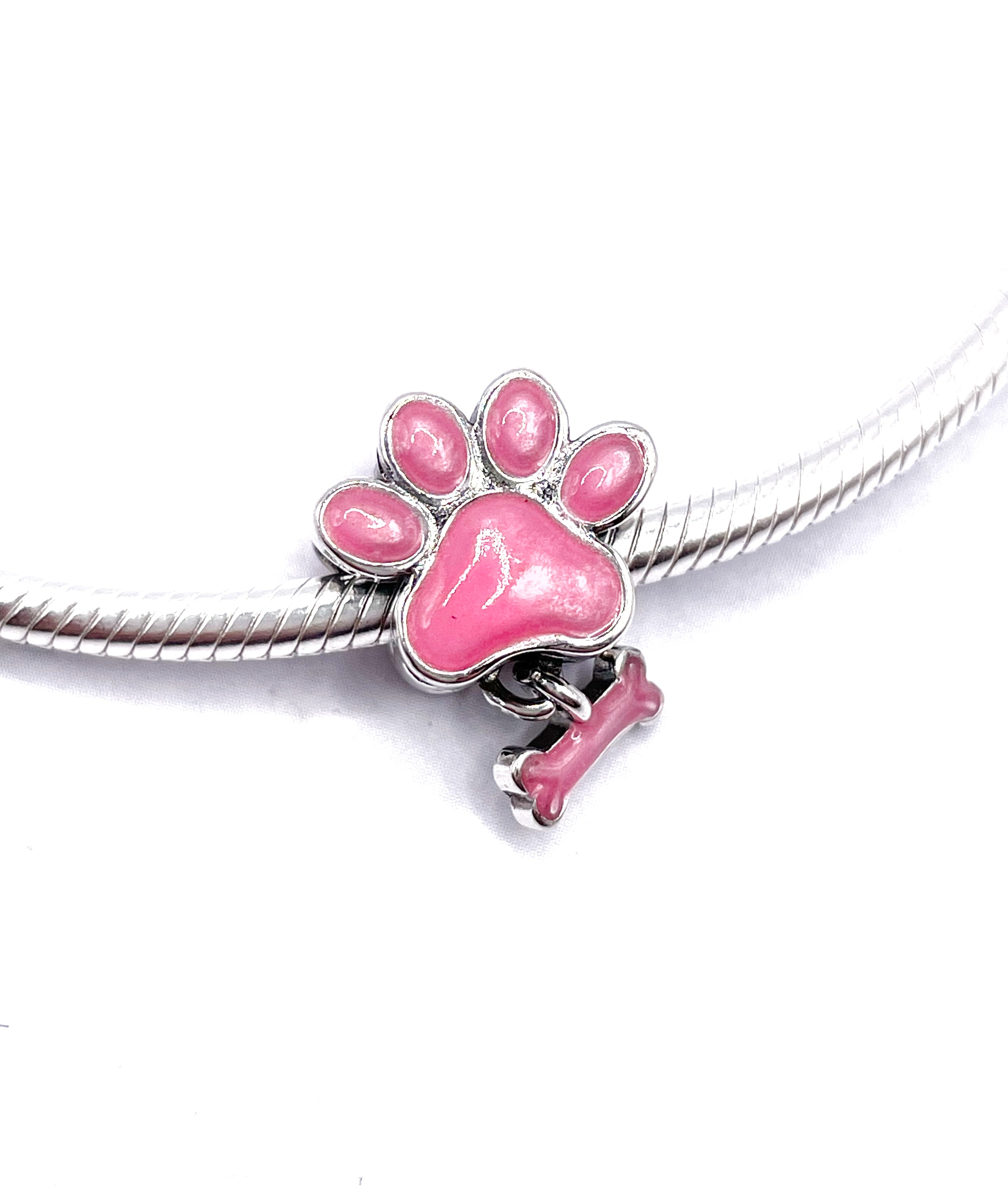 Huella y hueso rosado luminiscente
