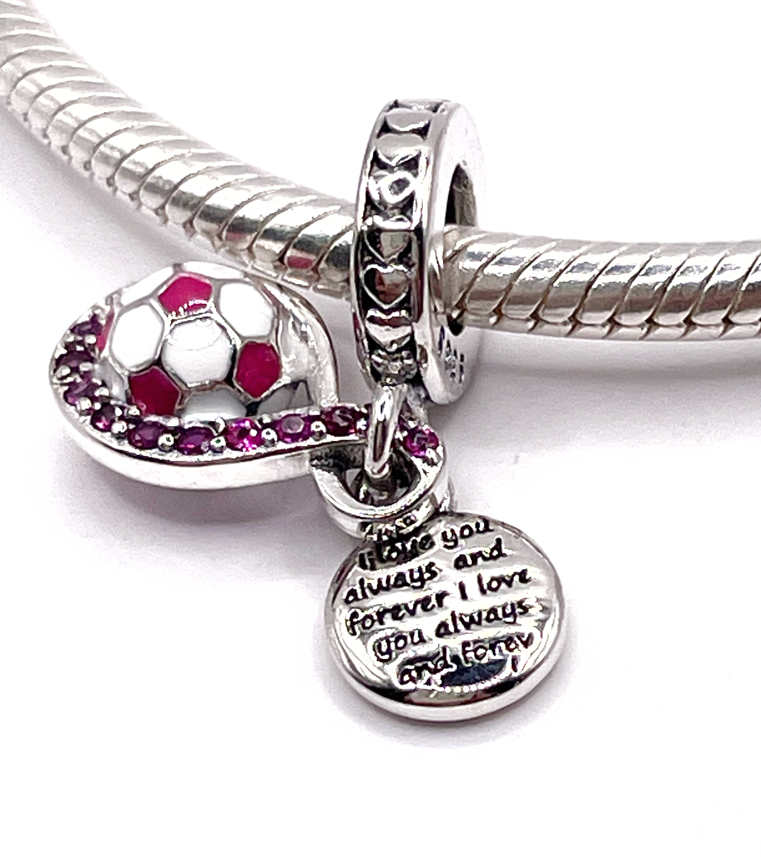 Charm Infinito de circonias fucsias y pelota de fútbol con medalla