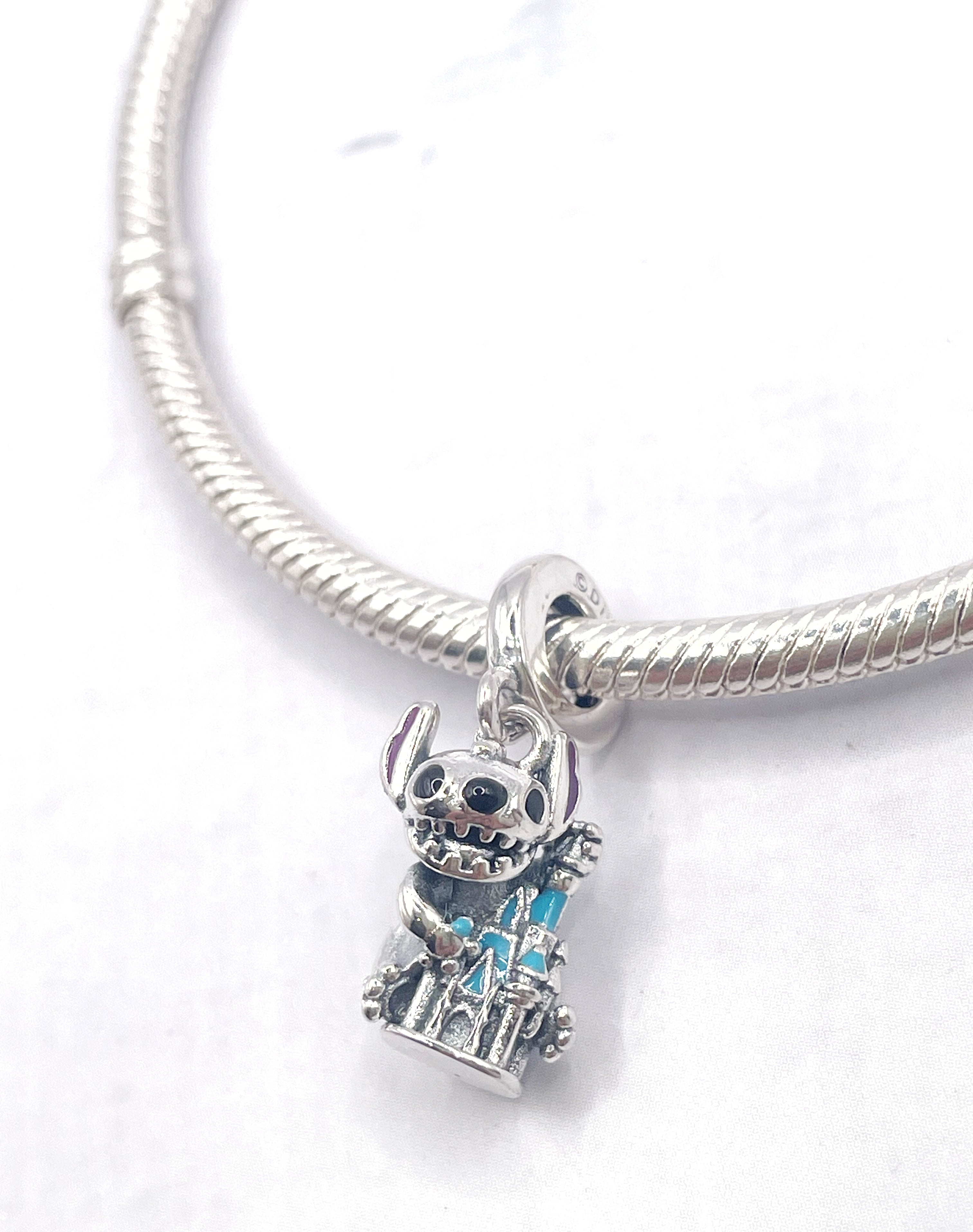 Charm Castillo Stitch