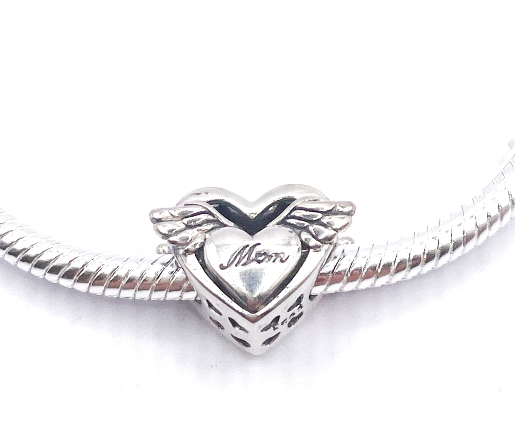 Charm Corazón alado “Mamá”