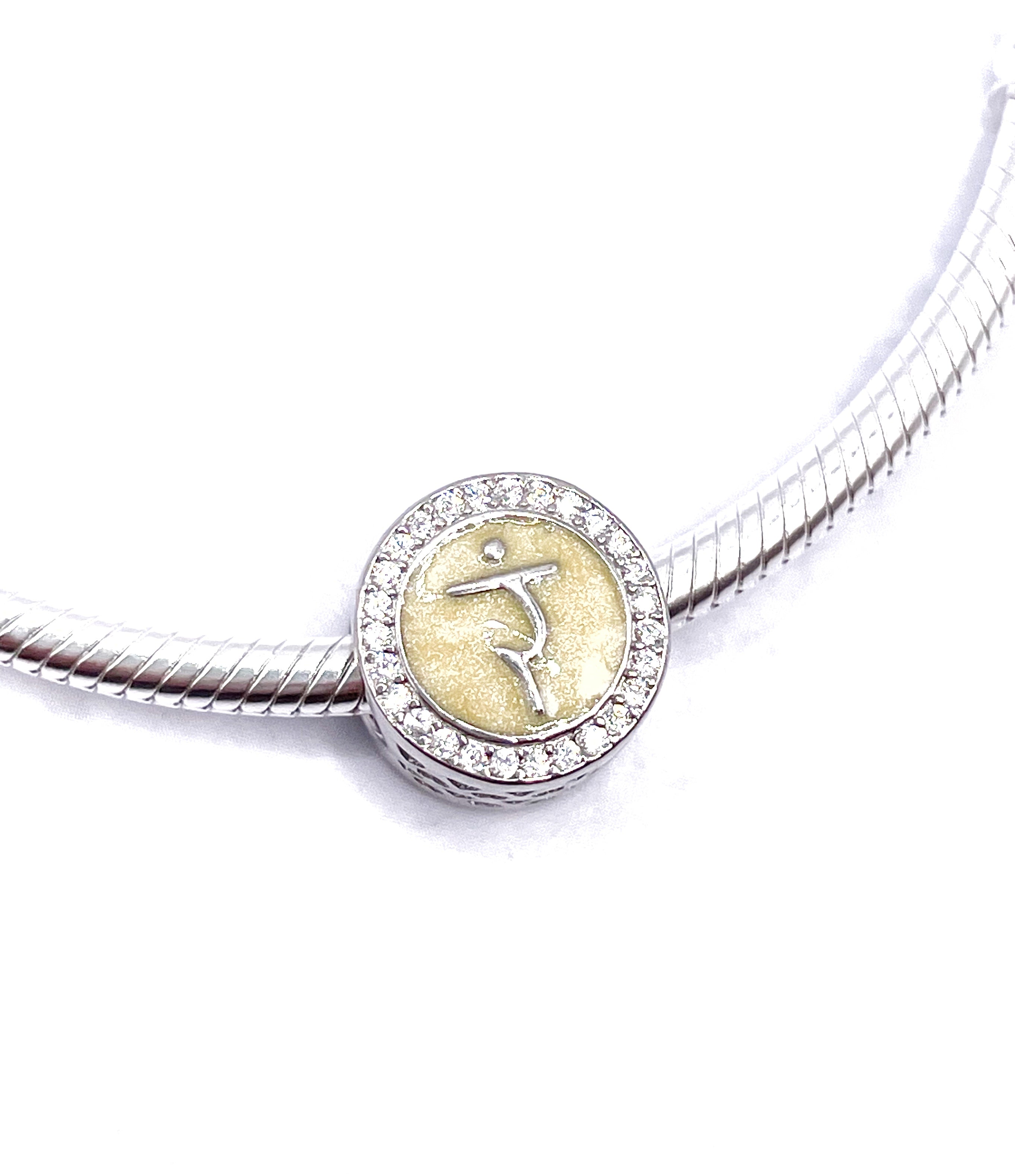 Charm Manipura, tercer chakra (plexo solar, mente)