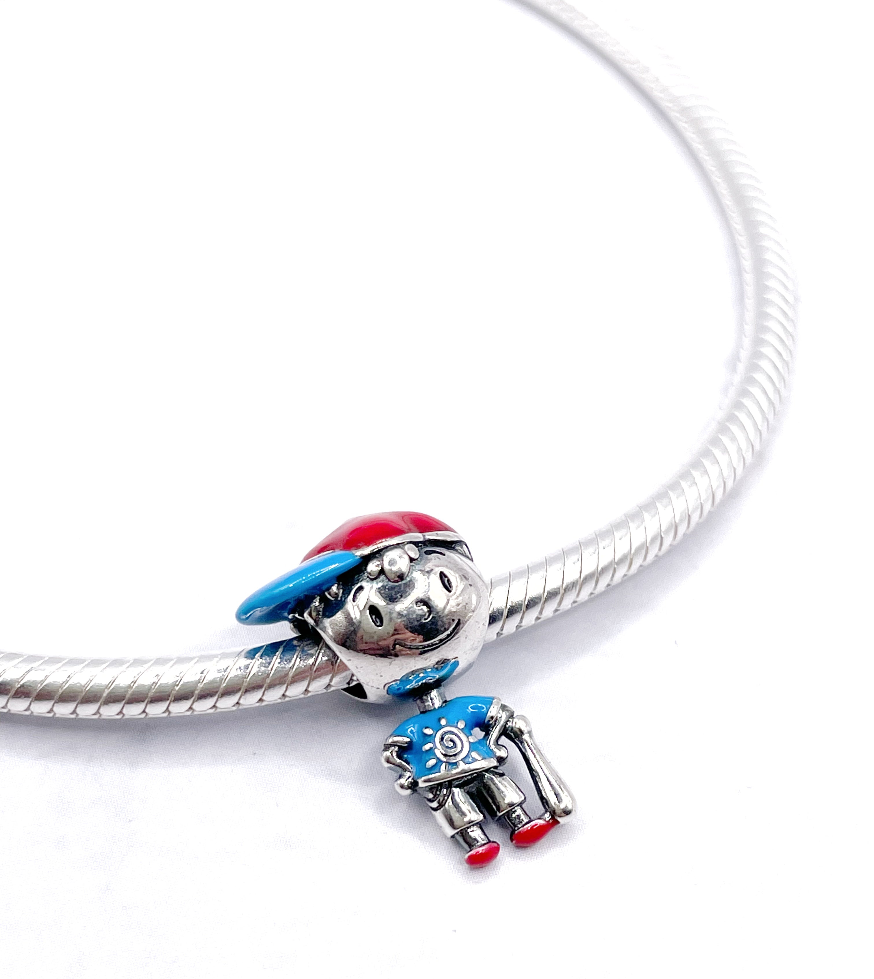 Charm Niño y bate de béisbol