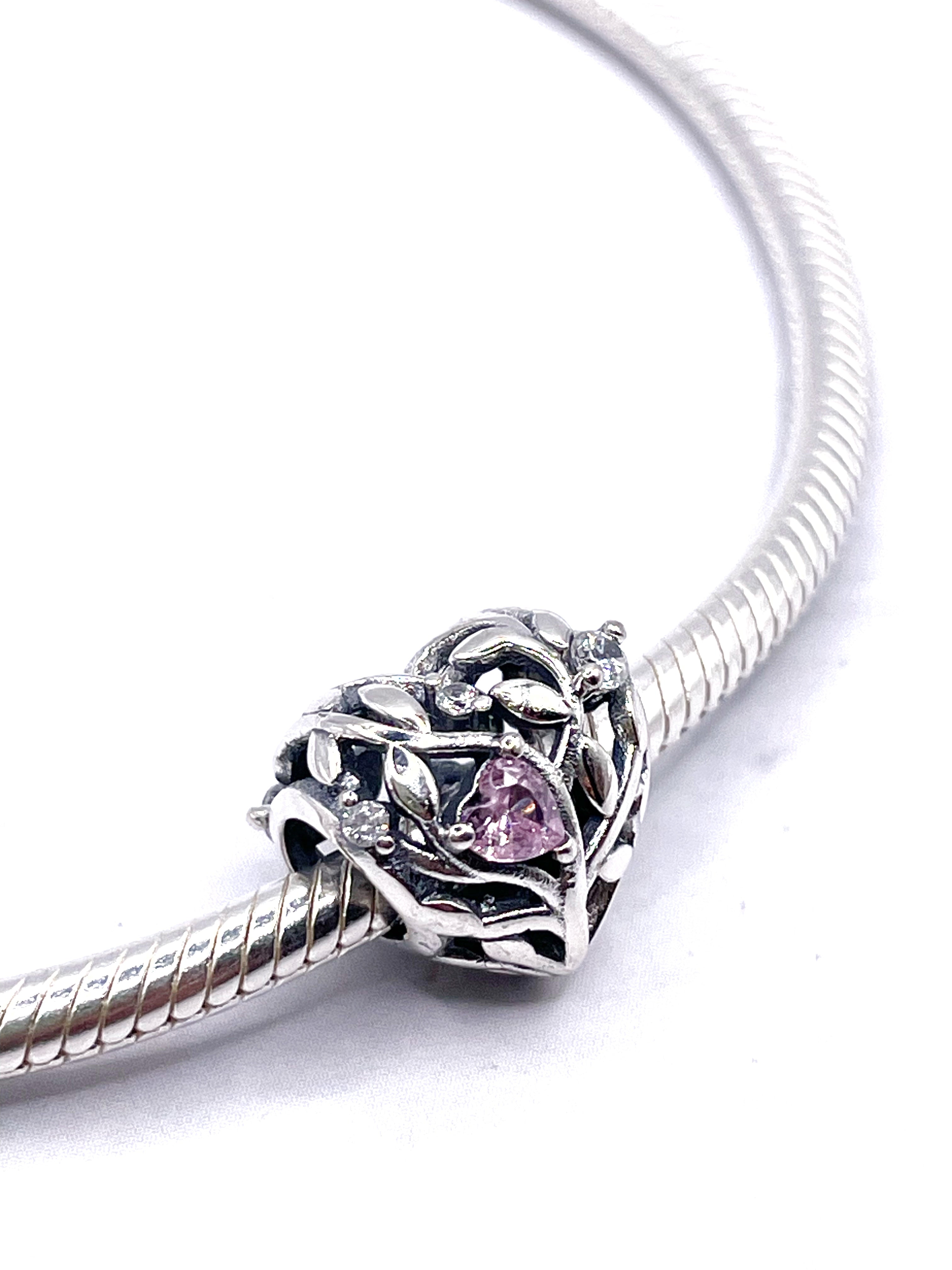 Charm Corazón de ramas y corazón rosa