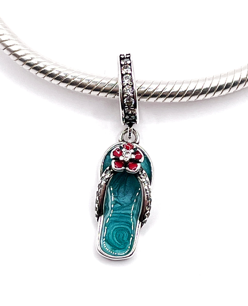 Charm Ojota verde con flor