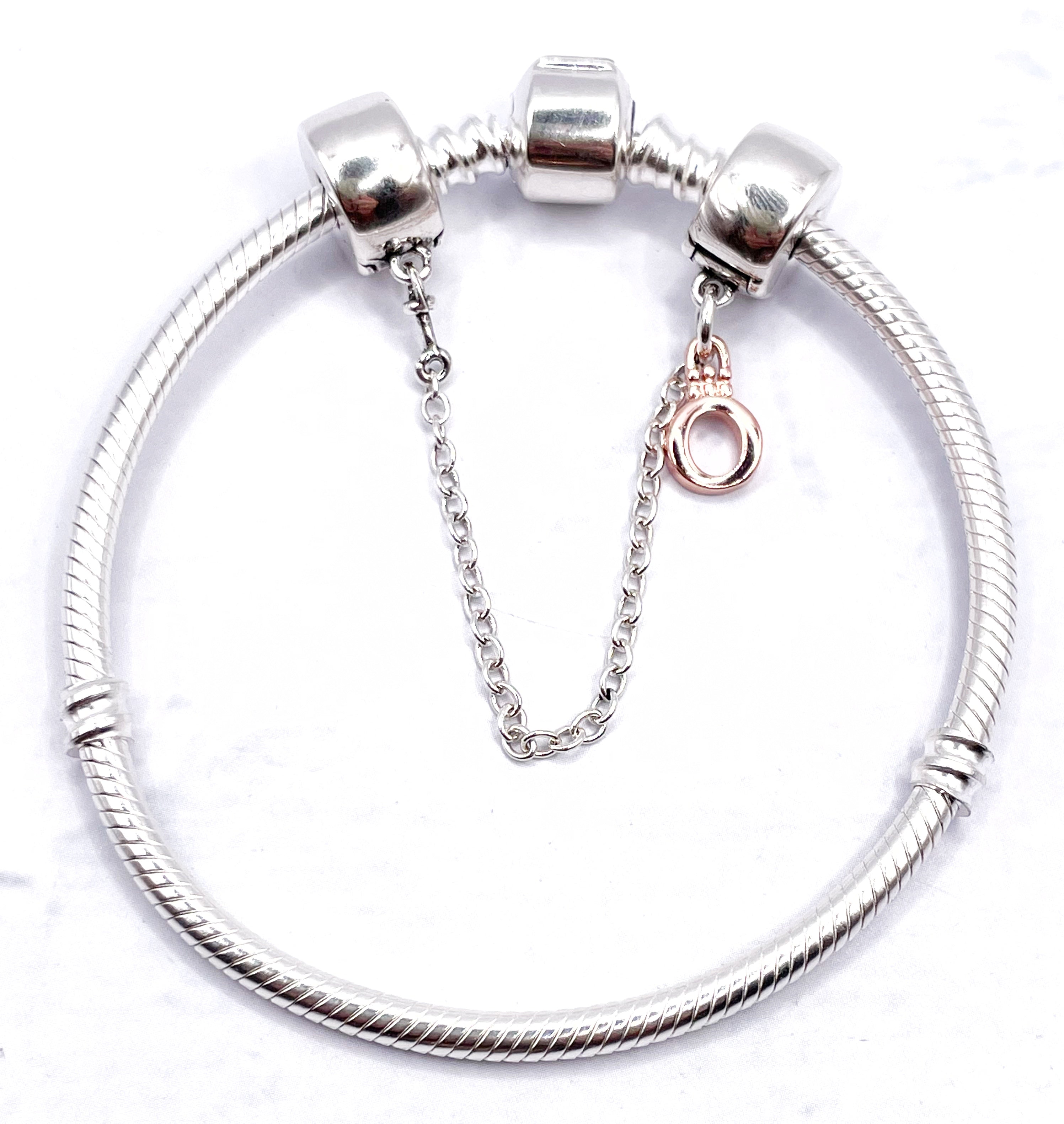 Cadena de seguridad de logo Ö en rose gold