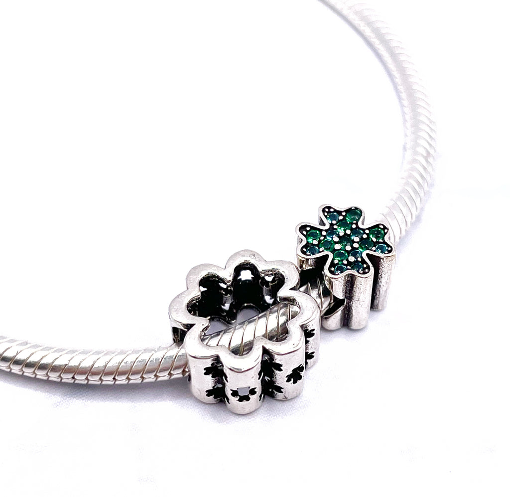 Charm Trébol divisible “Los verdaderos amigos…”