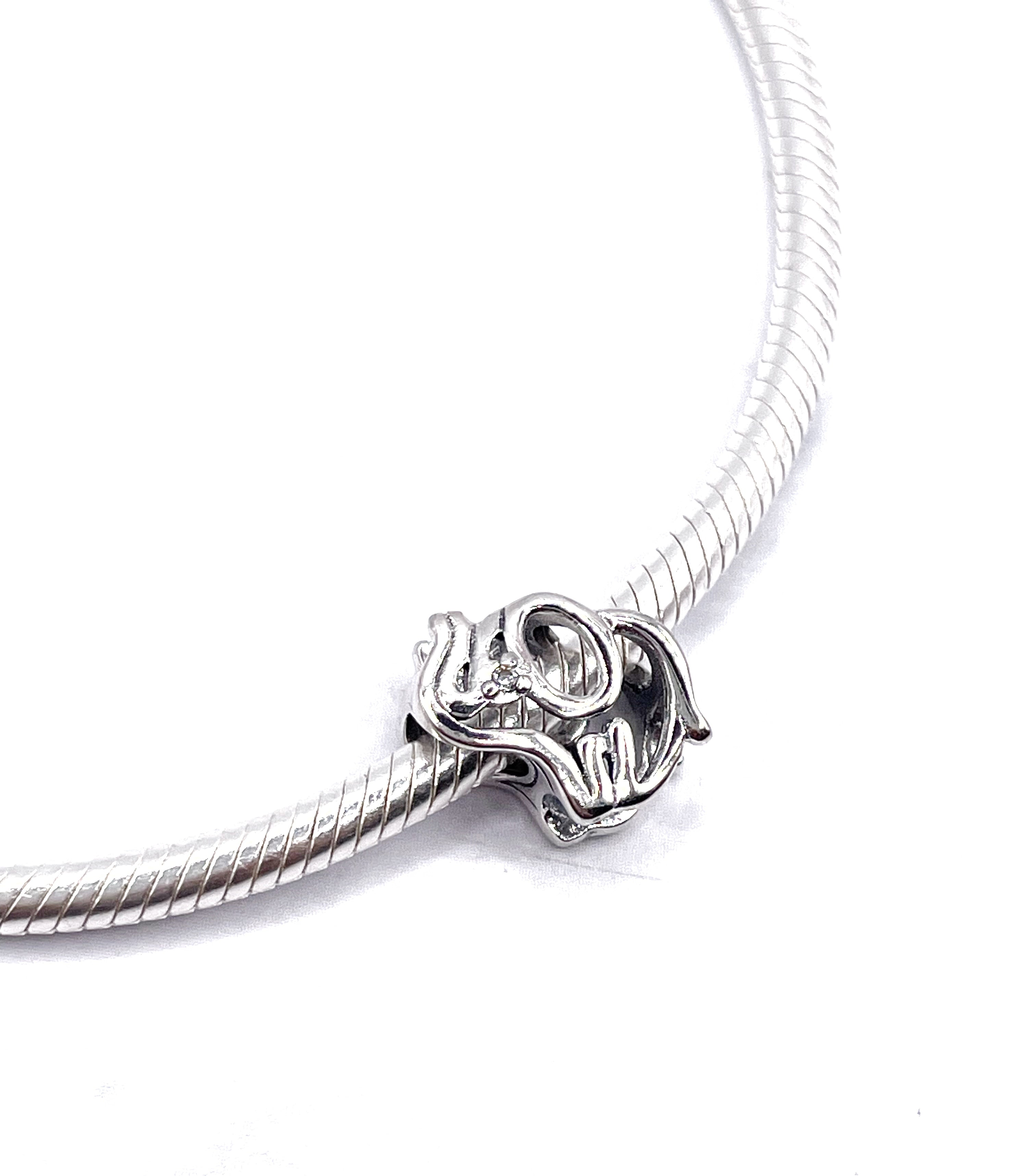 Charm Elefante en filigrana