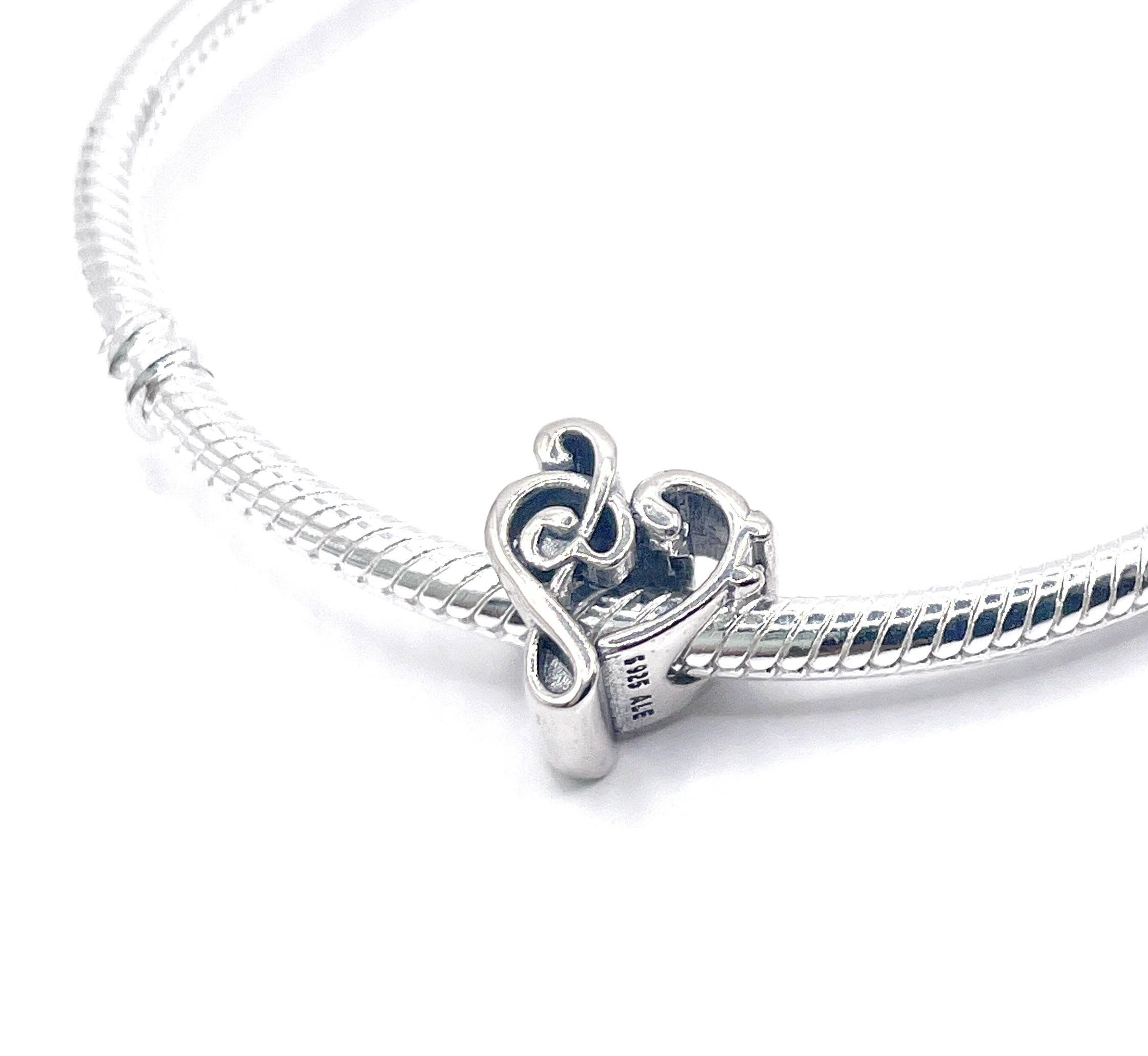 Charm Corazón notas musicales