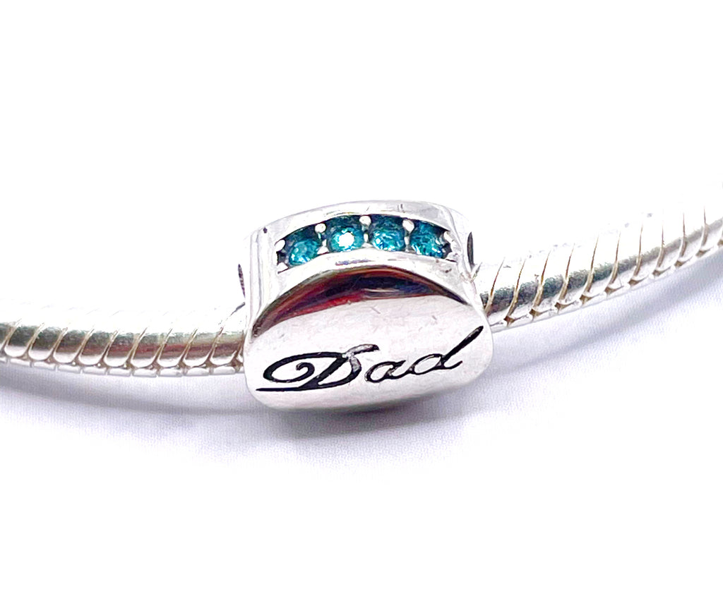 Charm “Papá” con circonias turquesas