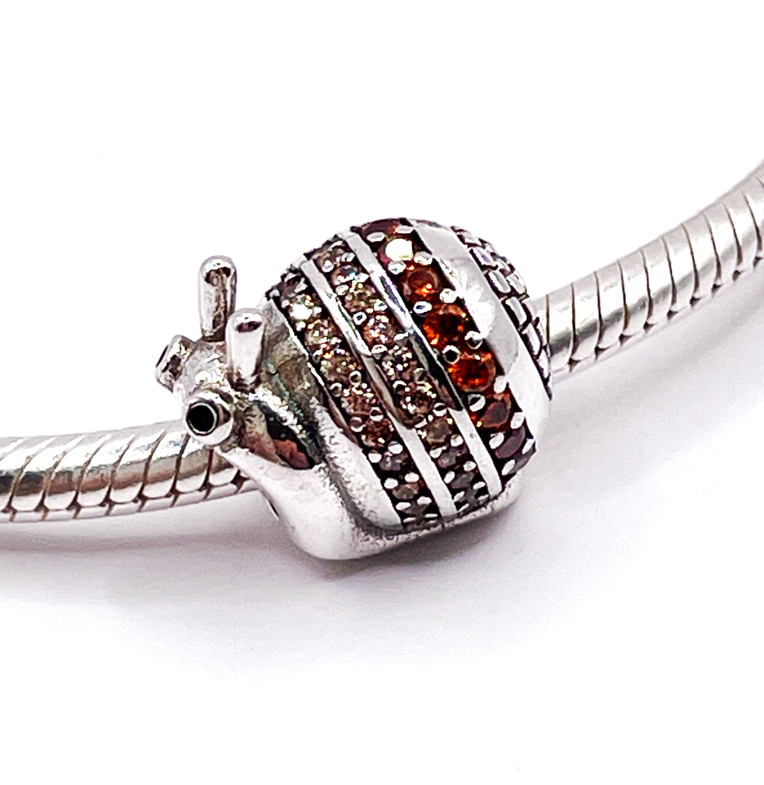 Charm Caracol con circonias