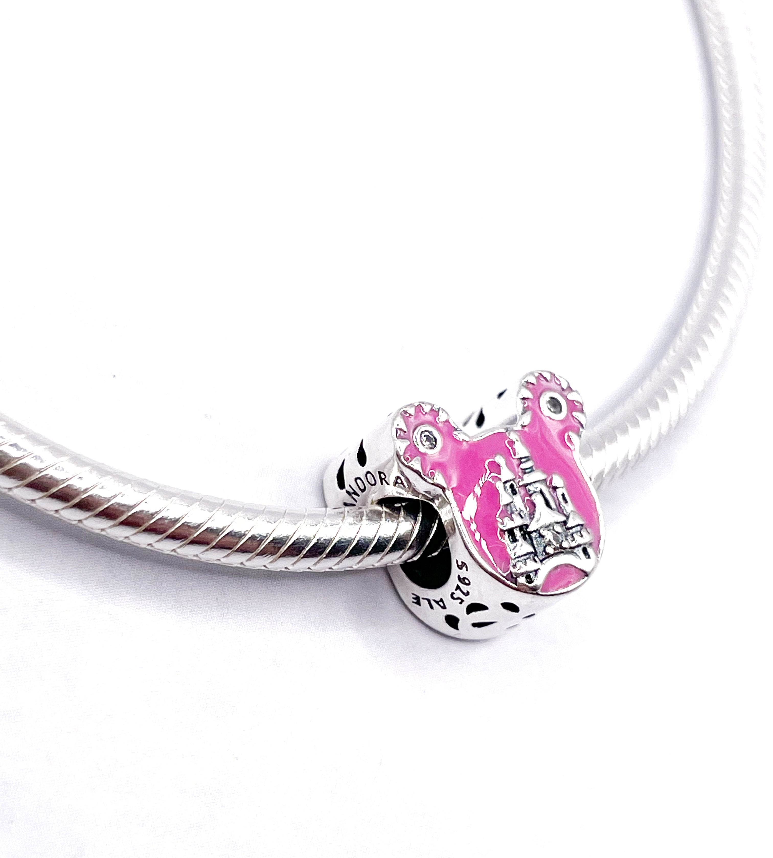Charm Castillo Disney rosado con orejas 2020