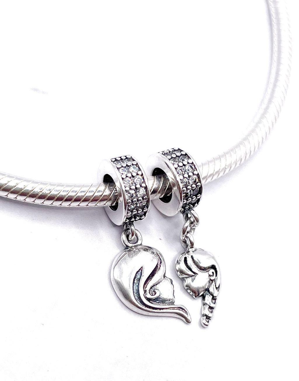 Charm Divisible madre e hija cabezas