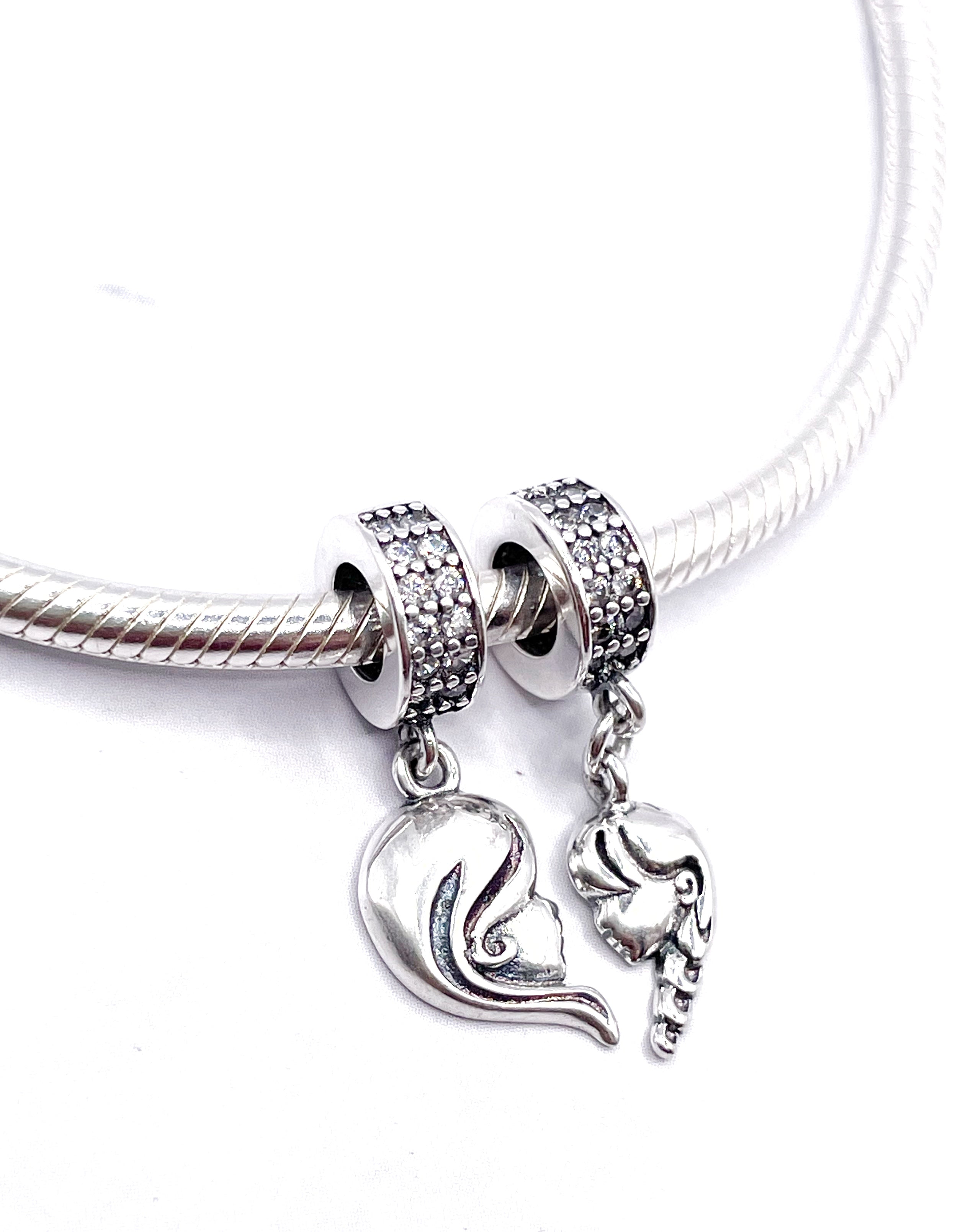 Charm Divisible madre e hija cabezas