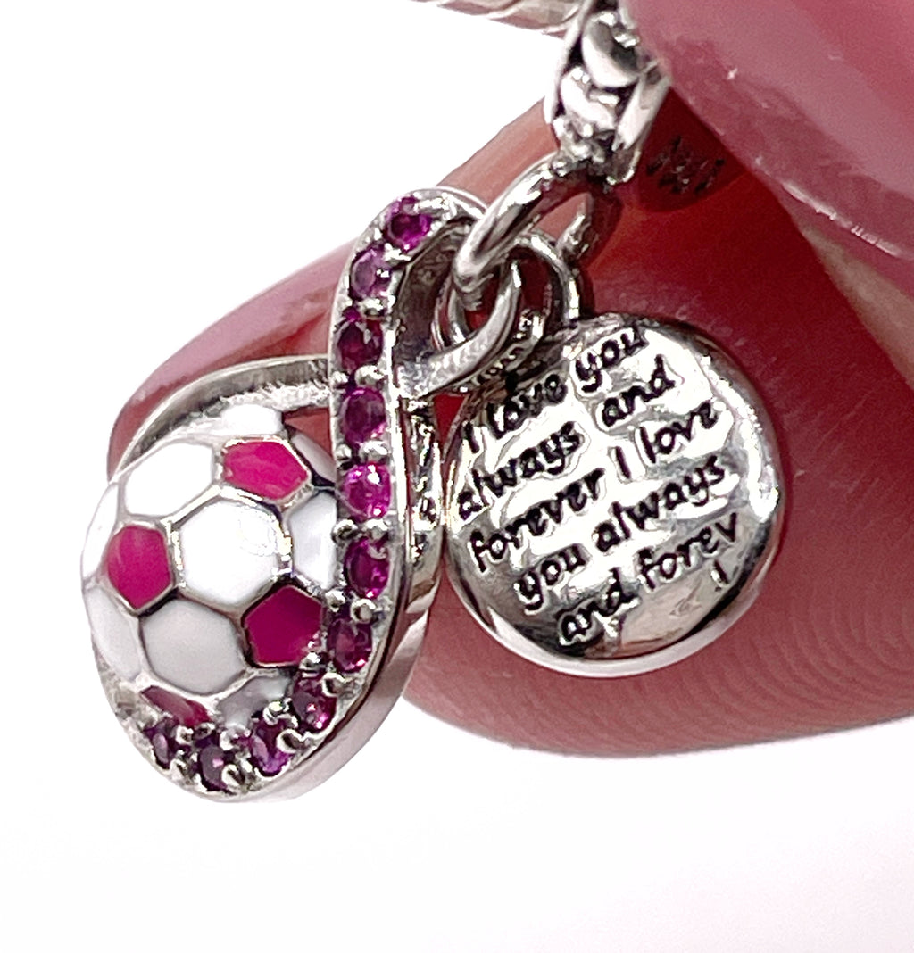 Charm Infinito de circonias fucsias y pelota de fútbol con medalla