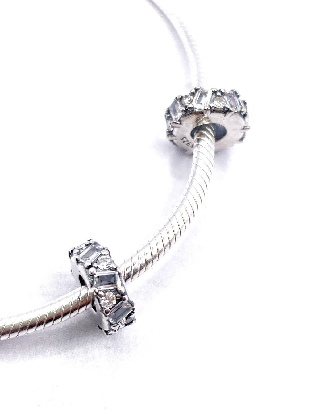 Charms Par de Fijadores circonias blancas rectangulares