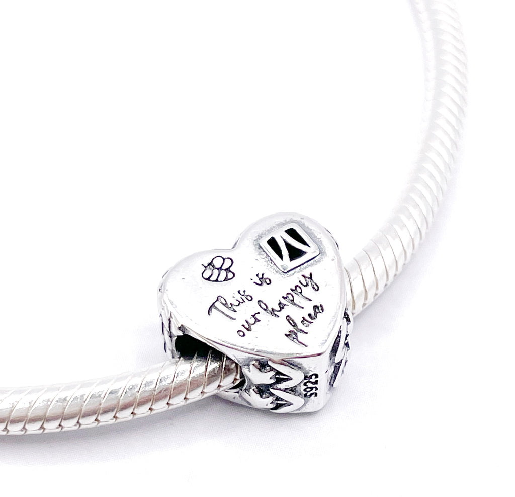 Charm Corazón casita “Este es nuestro lugar feliz”