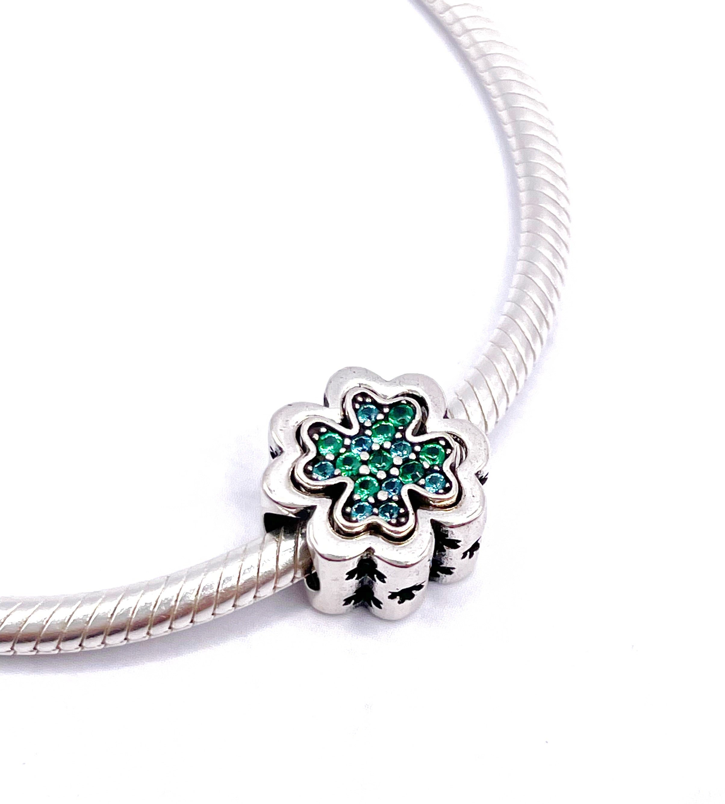 Charm Trébol divisible “Los verdaderos amigos…”