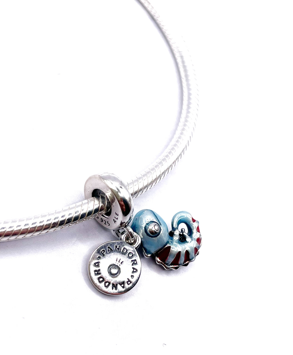 Charm Camaleón que cambia de color (rayas) “Tu eres mágica”