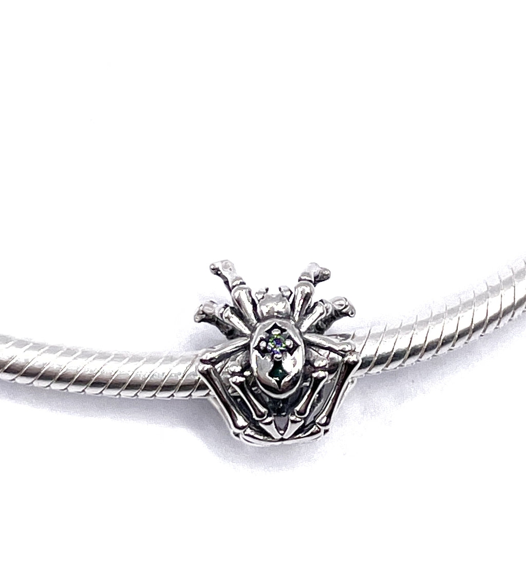 Charm Araña con cruz