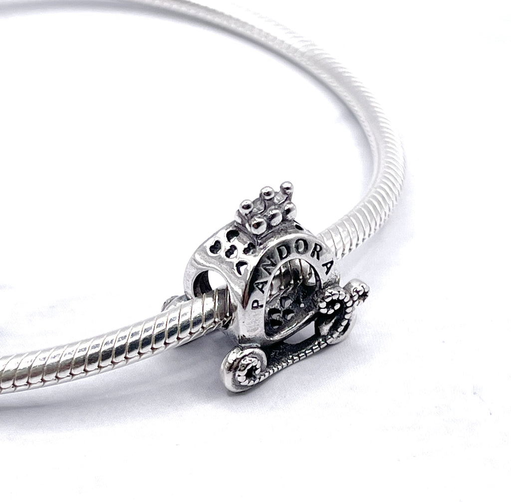 Charm Carroza Pandor@