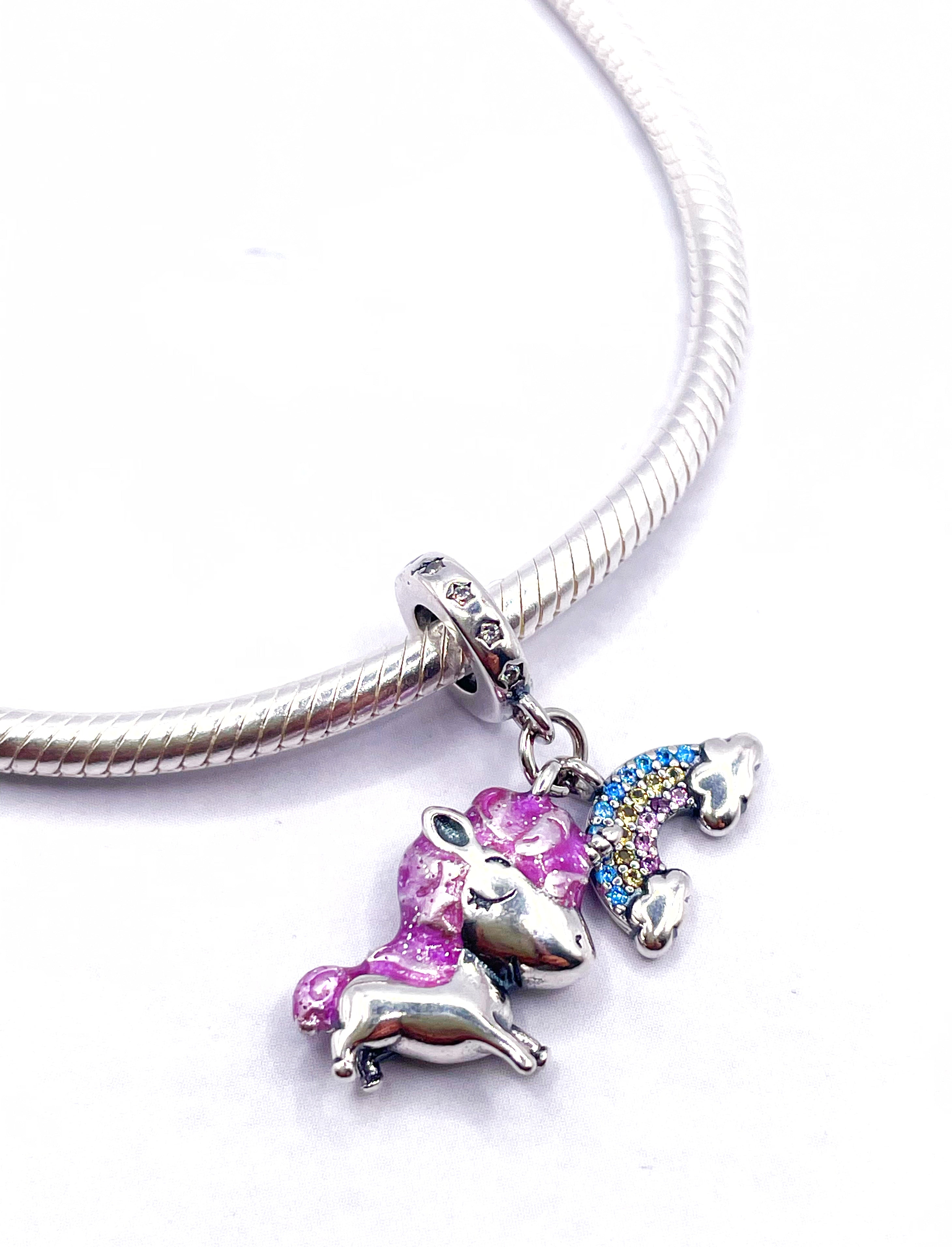 Charm Unicornio y arco iris