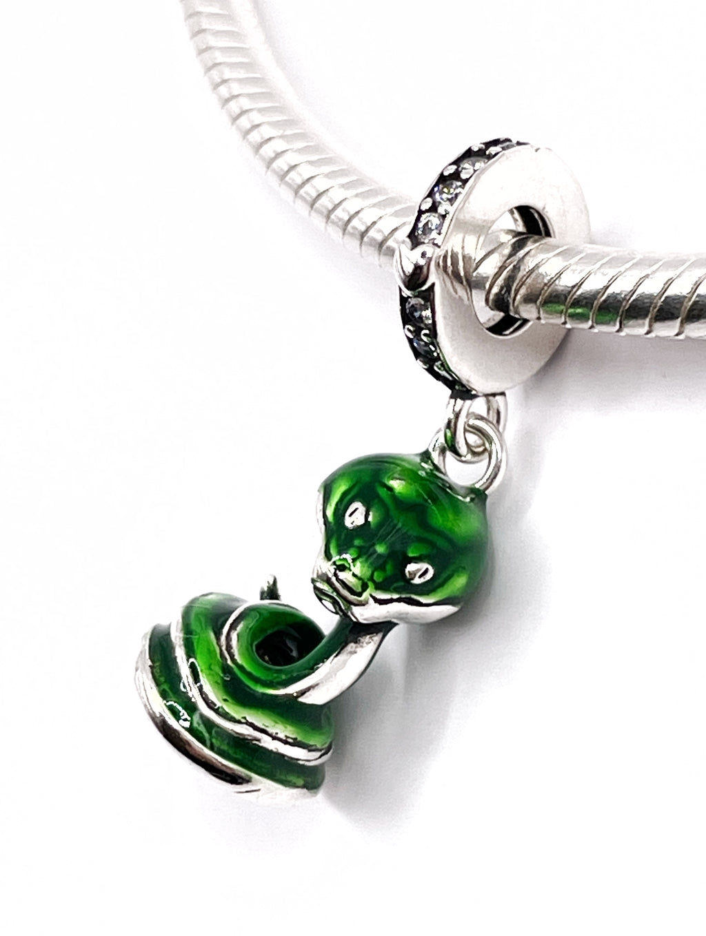 Charm Serpiente verde colgante