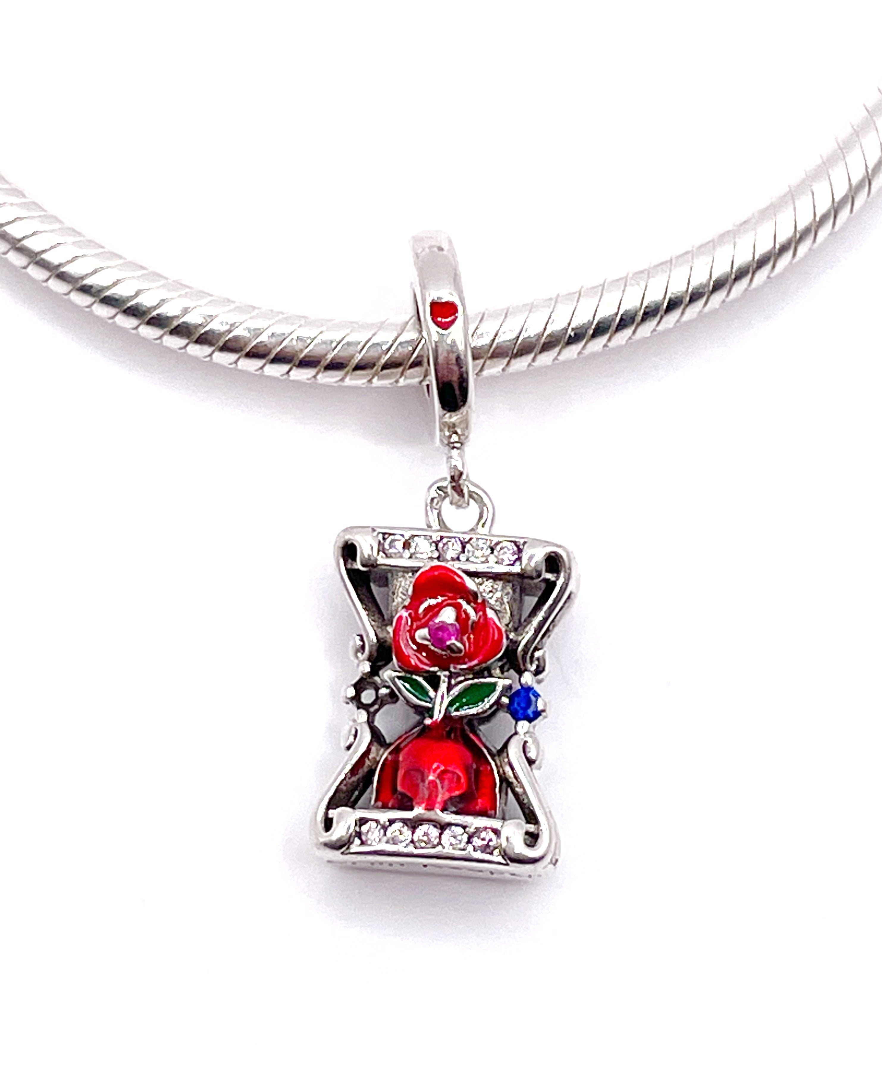 Charm Reloj de arena con rosa roja y calavera