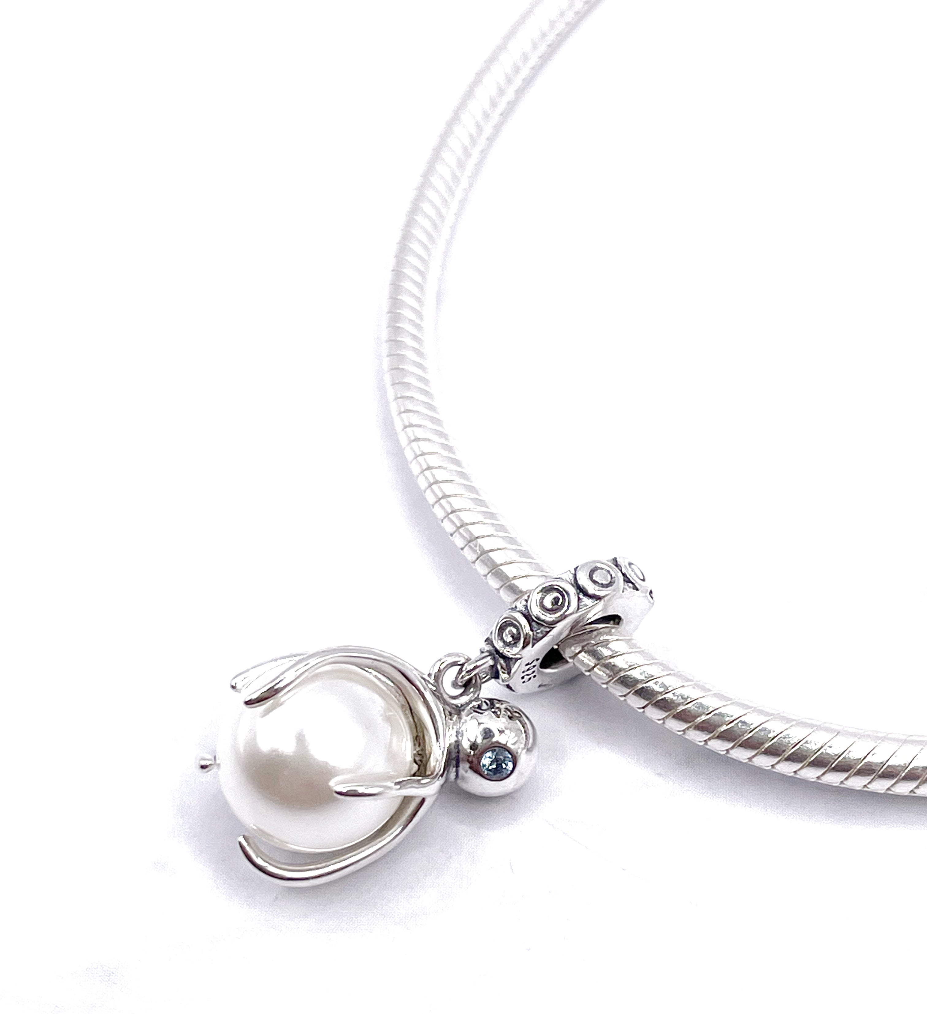 Charm Pulpo con perla