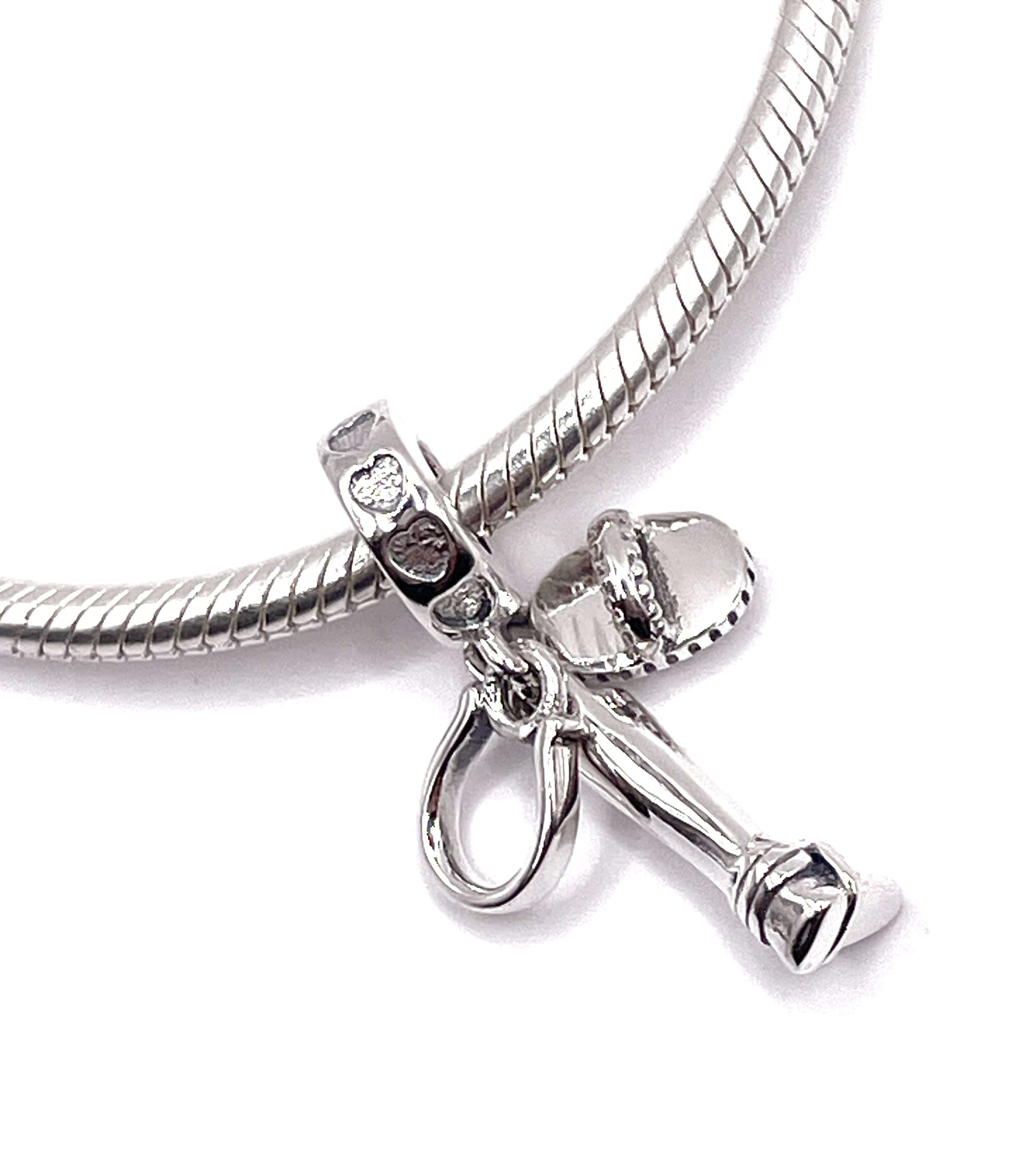 Charm Bota, cepillo y herradura