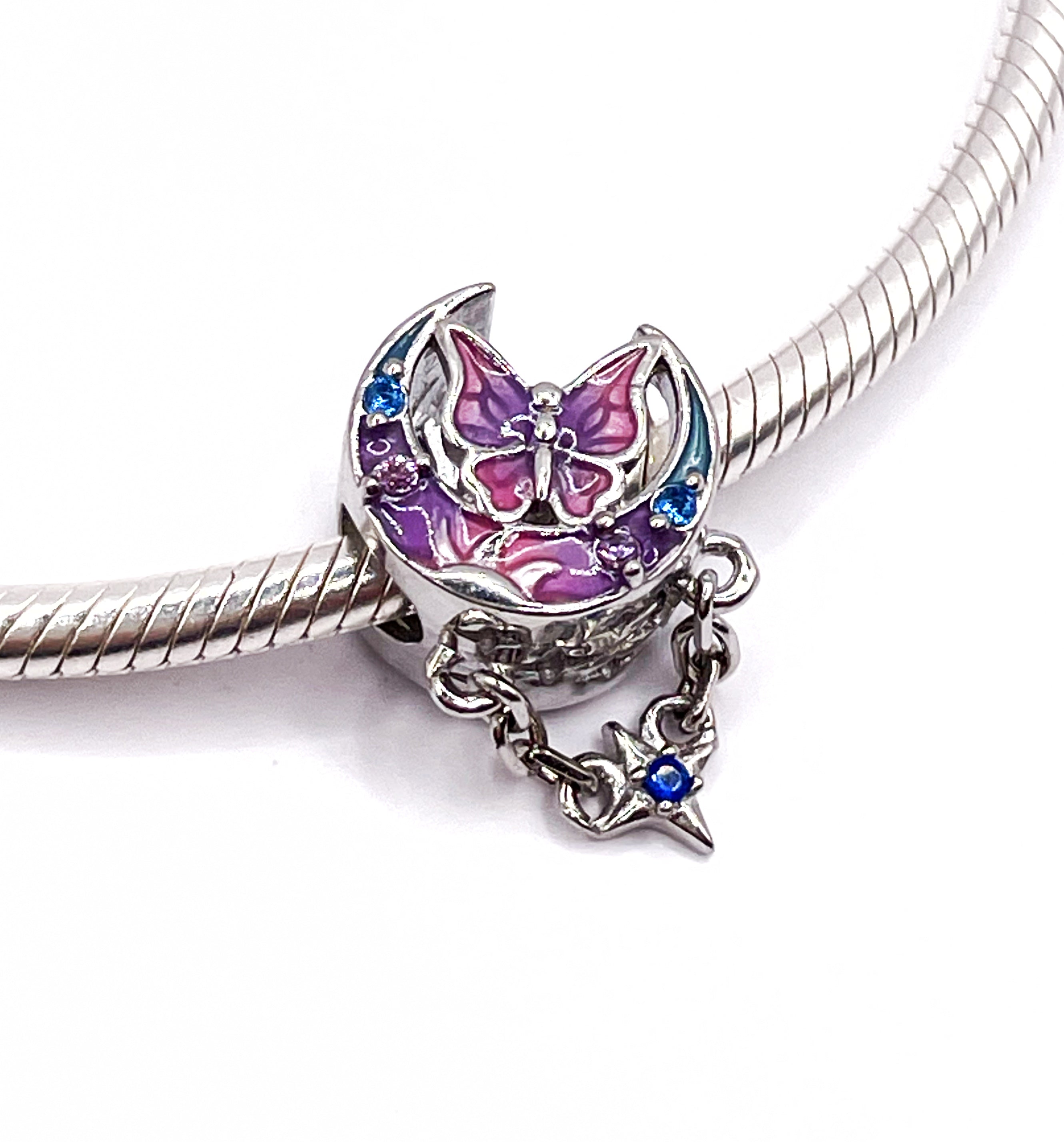 Charm Luna con mariposa y estrella colgante