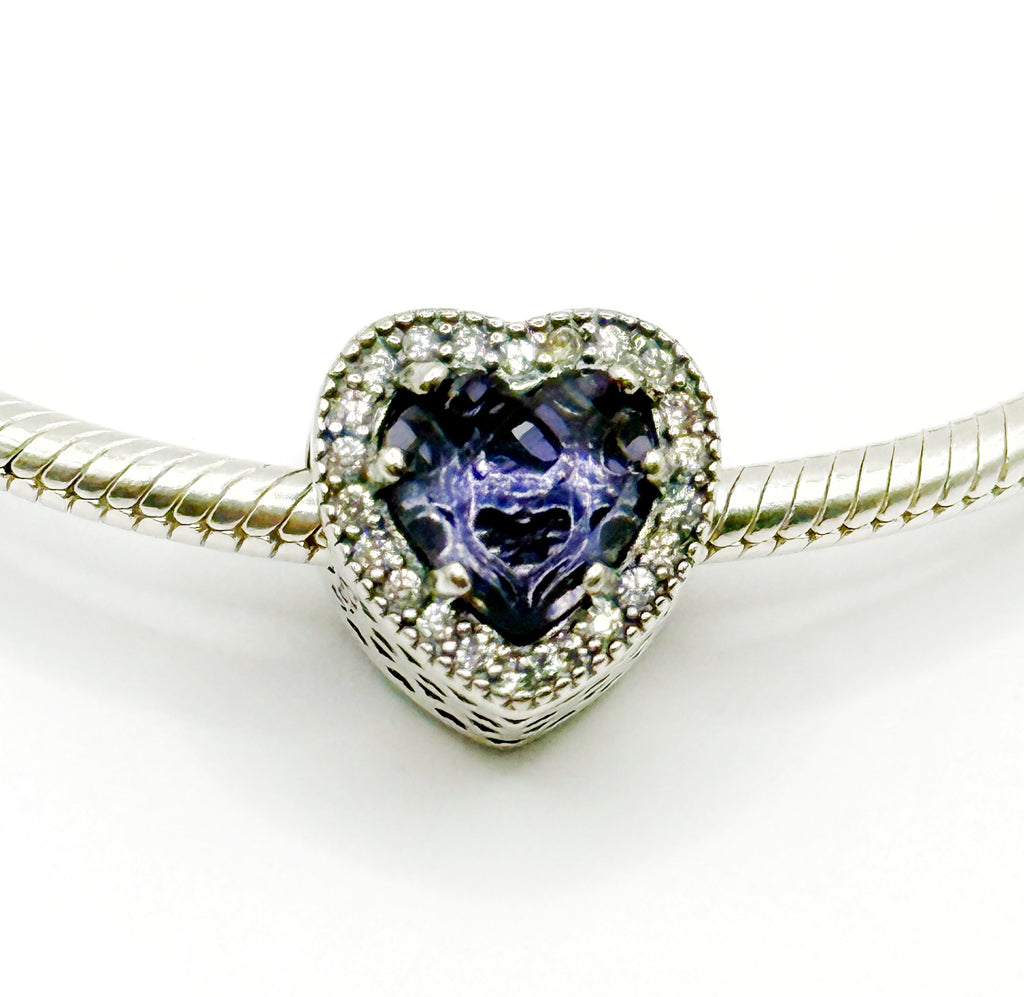 Charm Corazón violeta en circonias